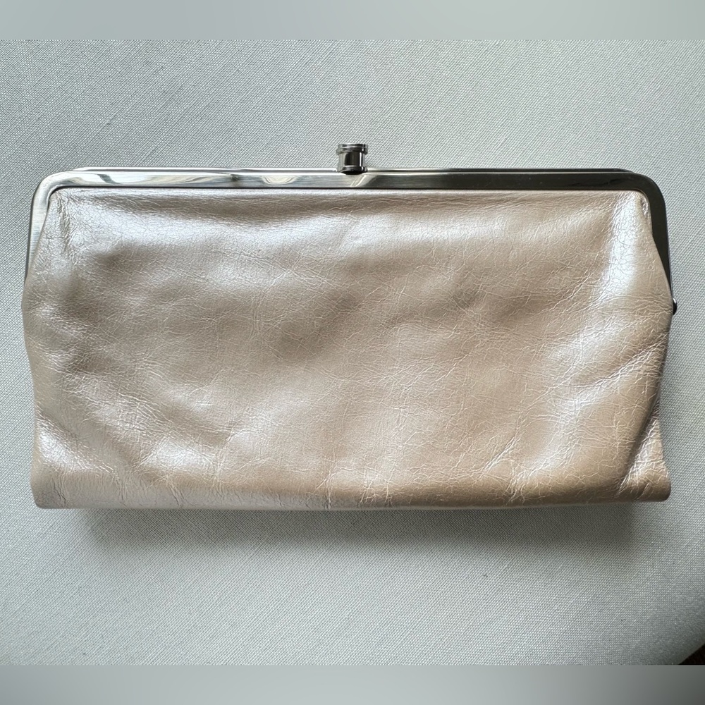 HOBO Pearlized Blush Lauren Clutch